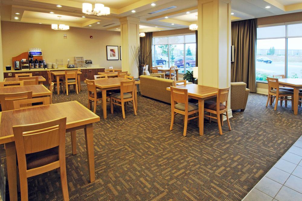 Hotel Express & Vaughan-southwest By Ihg 3*