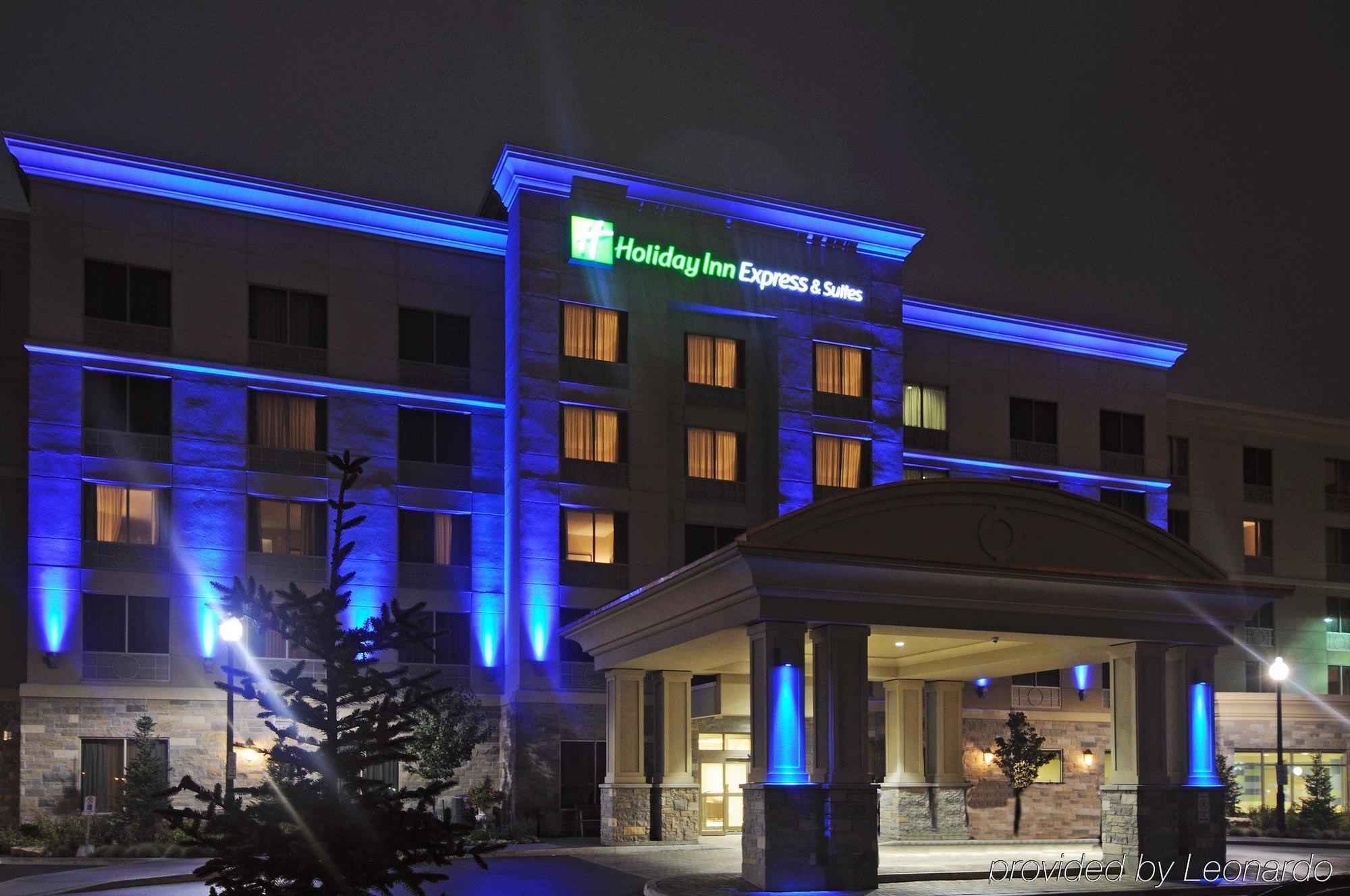 Hotel Express & Vaughan-southwest By Ihg 3*